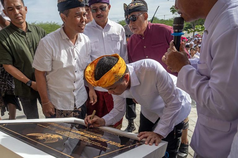 peresmian pura melasti