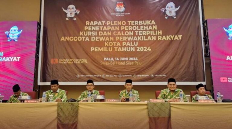 Rapat Pleno Penetapan Perolehn Kursi dan Calon Terpilih Anggota DPRD Kota Palu Pemilu 2024 menetapkan mereka yang terpilih, Jumat (14/6/2024). (Foto: KPU Kota Palu)