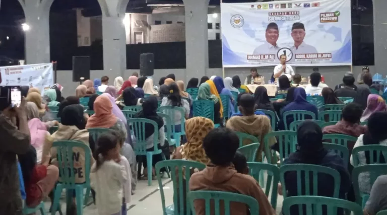 Juru Kampanye Koalisi Beramal (Ahmad Ali-Abdul Karim Aljufri) di Hunian Tetap (Huntap) Tondo 1 di Kota Palu Kamis (24/10/2024).(Foto: Tim Media Koalisi BERAMAL)