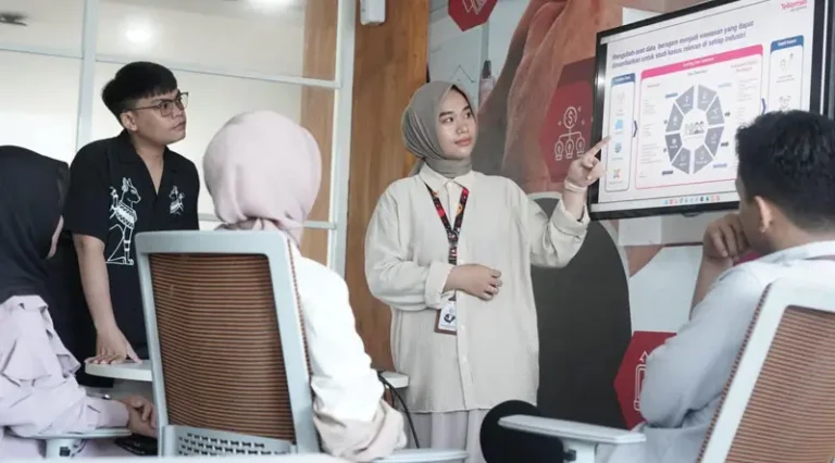 Ilustrasi pemanfaatan analisa kunjungan wisatwan MSIGHT Telkomsel. (Foto: Telkomsel)