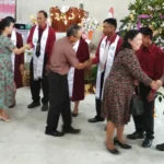 PS. Kanit Binmas Polsek Poso Pesisir Utara AIPTU Rahmat Hidayat di Gereja El-Saddai, Poso, Kamis (29/5/2025). (Foto: Humas Ops Madago Raya)