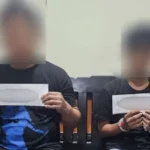Dua tersangka jaringan sabu-sabu yang ditangkap Ditresnarkoba Polda Sulteng, Kamis (22/5/2025). (Foto: Humas Polda Sutleng)