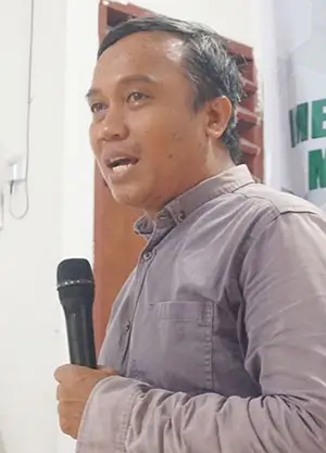 Direktur Walhi SUlteng, Sunardi Katili. (dok pribadi)